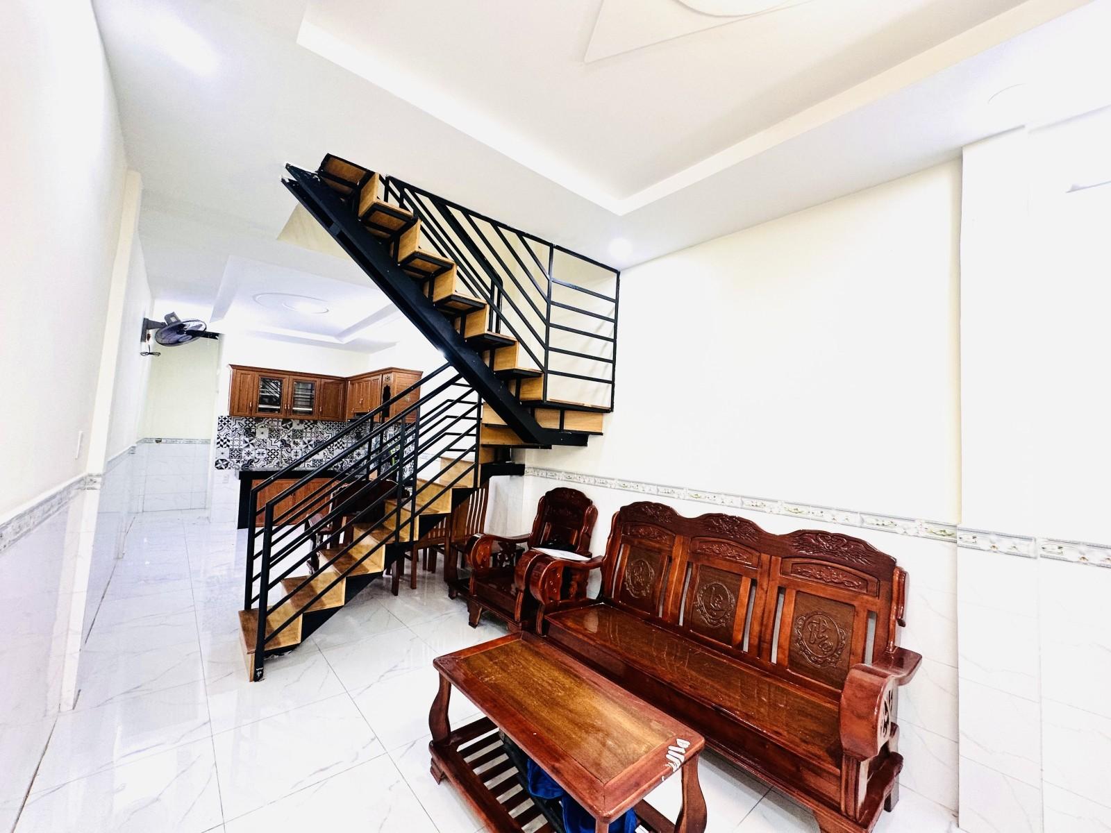 BÁN NHÀ ĐƯỜNG SỐ 2 HIỆP BÌNH PHƯỚC - TRƯỚC NHÀ VF3 ĐẬU CỬA - 39M2 - 2 TẦNG - 2 PHÒNG - ảnh 1