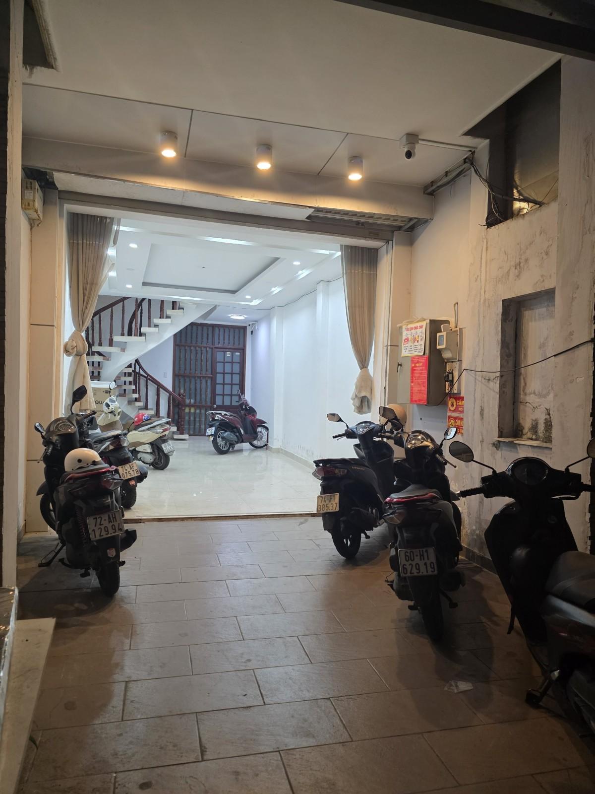 Bán nhà Nguyễn Cửu Vân, Phường Gia Định – 103m², 4 tầng, 19.99 tỷ - ảnh 1